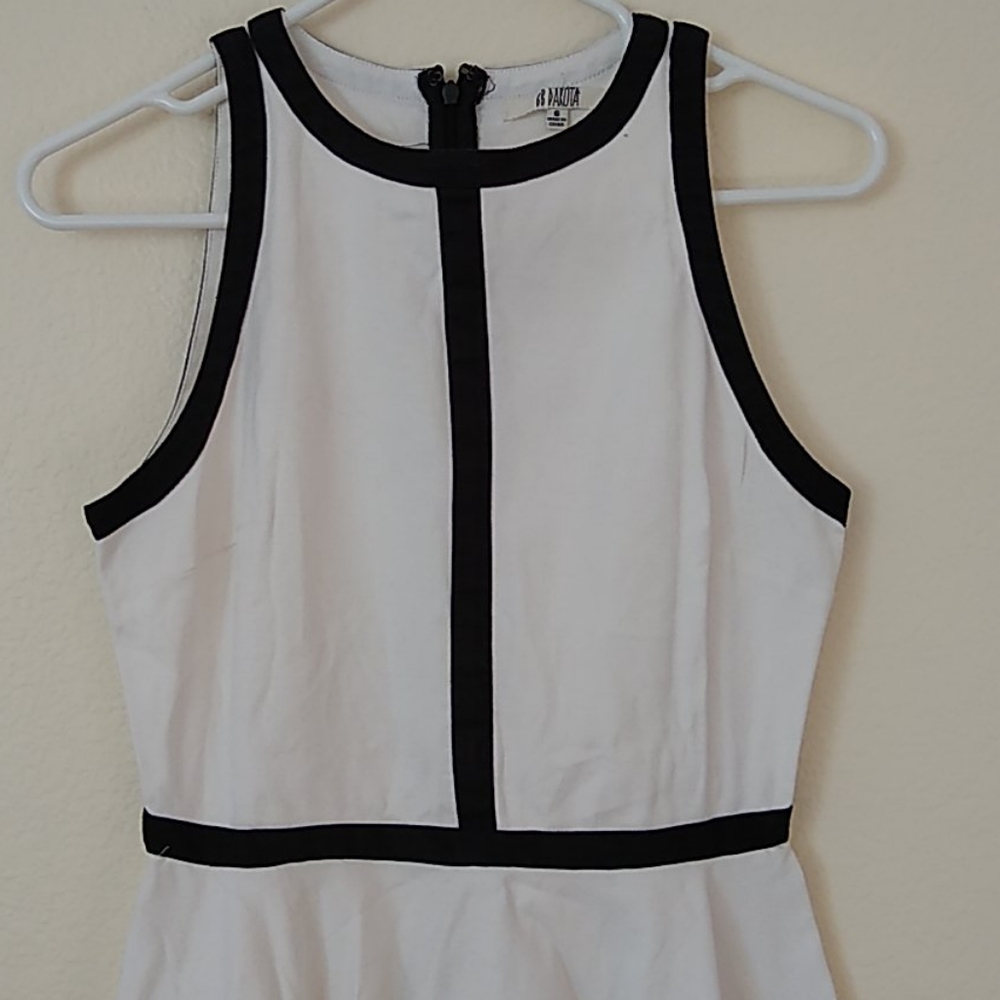 Bb Dakota Jamila Dress - Picture 5 of 6